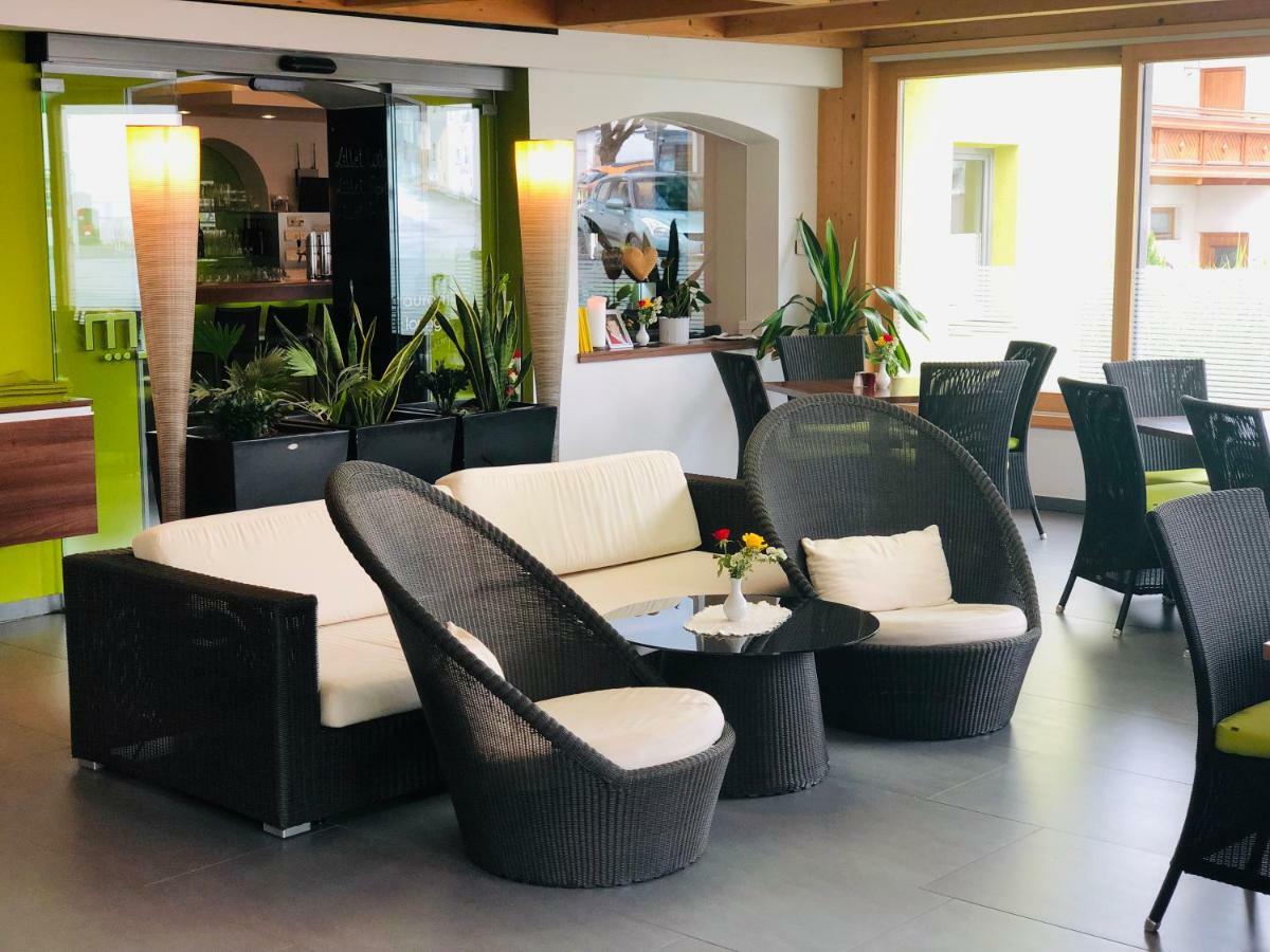 Hotel Krone Oberperfuss Eksteriør billede
