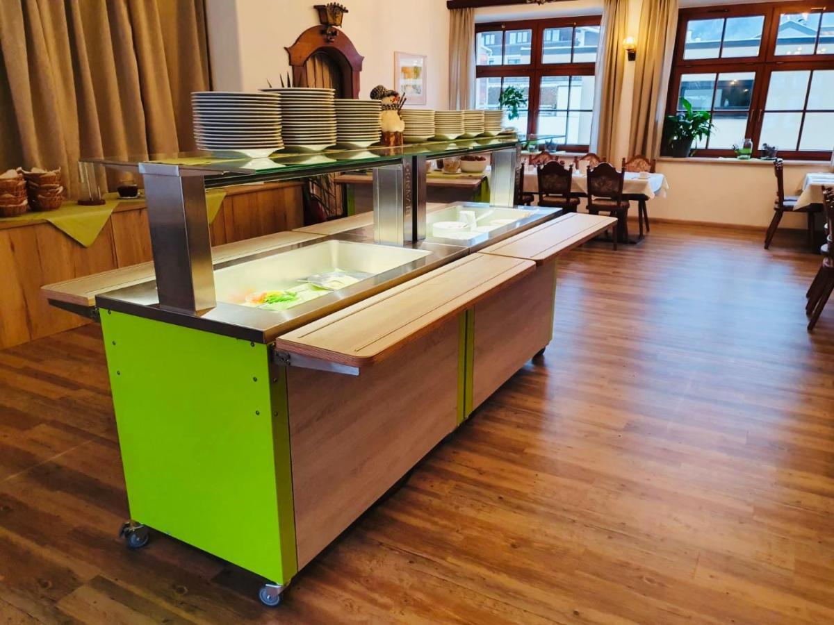 Hotel Krone Oberperfuss Eksteriør billede
